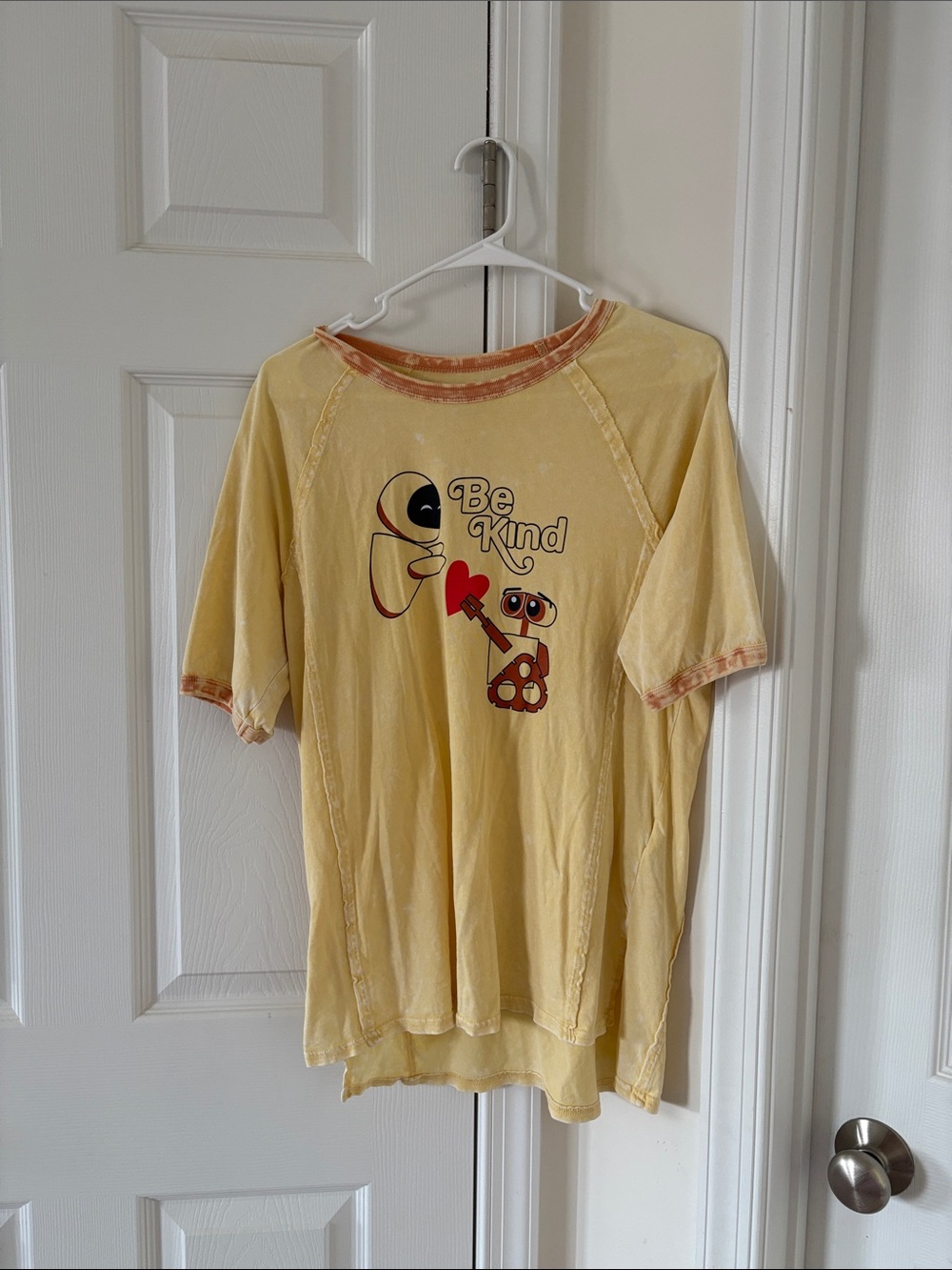 Disney Parks Wall E Be Kind Top